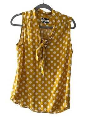 ANTHROPOLOGIE Comme Toi Polka Dot Tie-Neck Sleeveless Blouse - Mustard Yellow